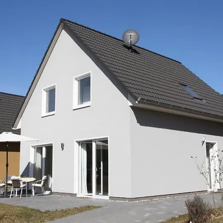 K 103 - Ferienhaus Mit Terrasse * Röbel